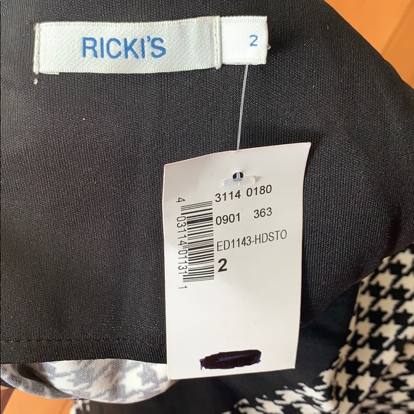 Ricki’s Black and White Houndstooth Sheath Dress - Picture 8 of 16